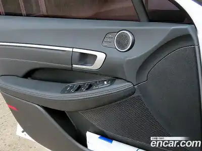 Hyundai Sonata 2024 1.6 Автомат в Москве № 109098, миниатюра 11