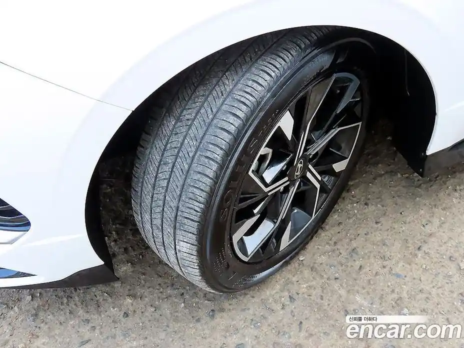 Hyundai Sonata 2024 1.6 Автомат в Москве № 109098, фото 20