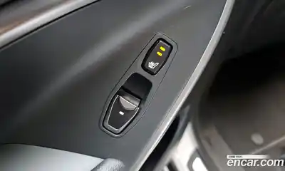 Hyundai Santa Fe 2016 2.0 Автомат в Москве № 111820, миниатюра 7