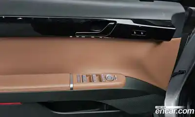 Hyundai Grandeur 2023 2.5 Автомат в Москве № 112826, миниатюра 3