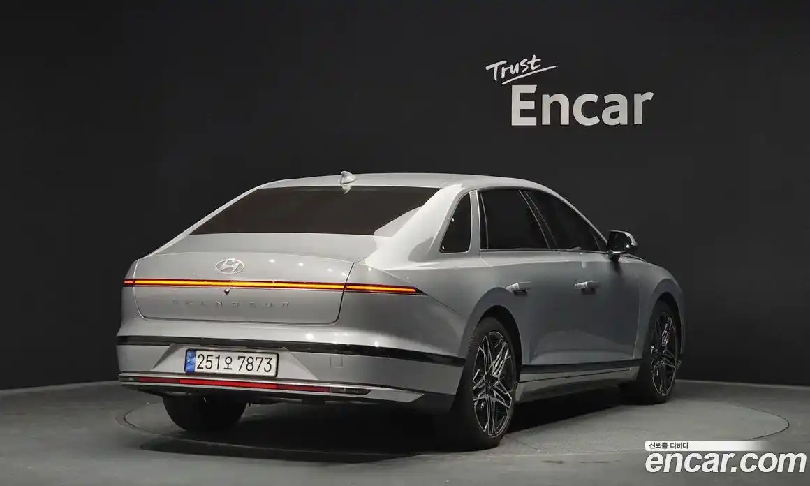 Hyundai Grandeur 2023 2.5 Автомат в Москве № 112826, фото 9