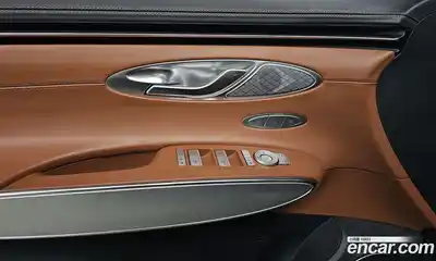 Genesis GV70, 2022