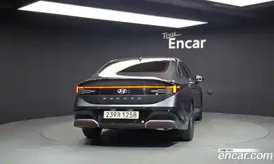 Hyundai Sonata 2025 2.0 Автомат в Москве № 119518, миниатюра 4