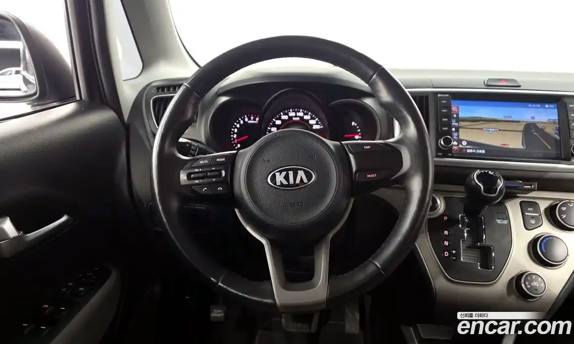 Kia Ray 2018 1.0 Автомат в Москве № 121793, фото 13
