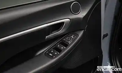 Hyundai Sonata 2024 1.6 Автомат в Москве № 122659, миниатюра 6