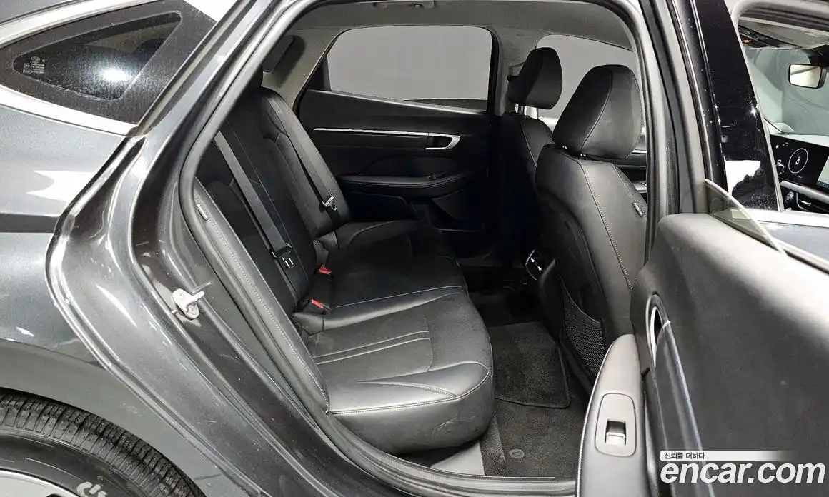 Hyundai Sonata 2024 2.0 Автомат в Москве № 123440, фото 15