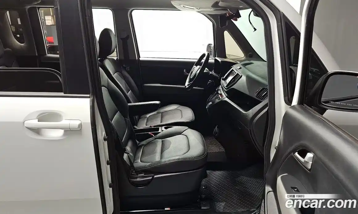 Kia Ray 2024 1.0 Автомат в Москве № 123888, фото 11