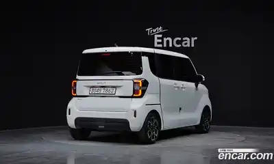 Kia Ray 2024 1.0 Автомат в Москве № 123888, миниатюра 2