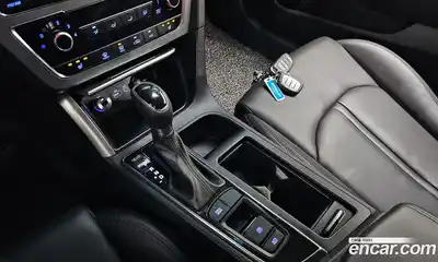 Hyundai Sonata 2016 2.0 Автомат в Москве № 125218, миниатюра 4