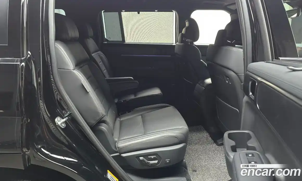 Hyundai Santa Fe 2024 2.5 Автомат в Москве № 126568, фото 10