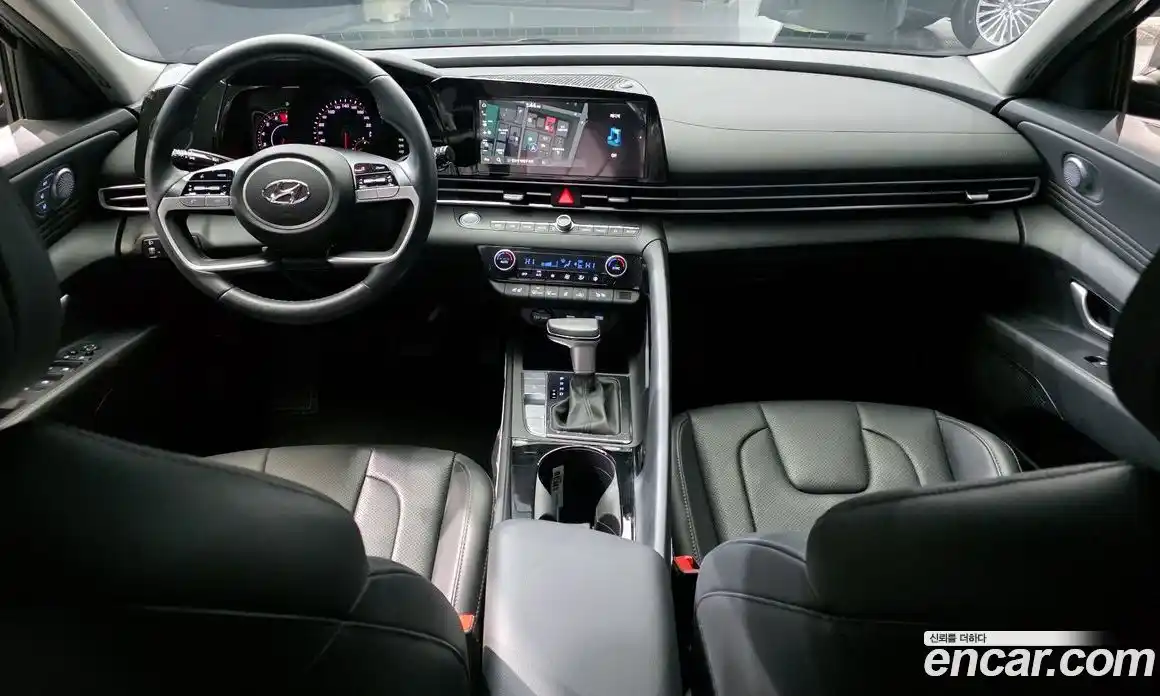 Hyundai Avante 2023 1.6 Автомат в Москве № 127002, фото 12