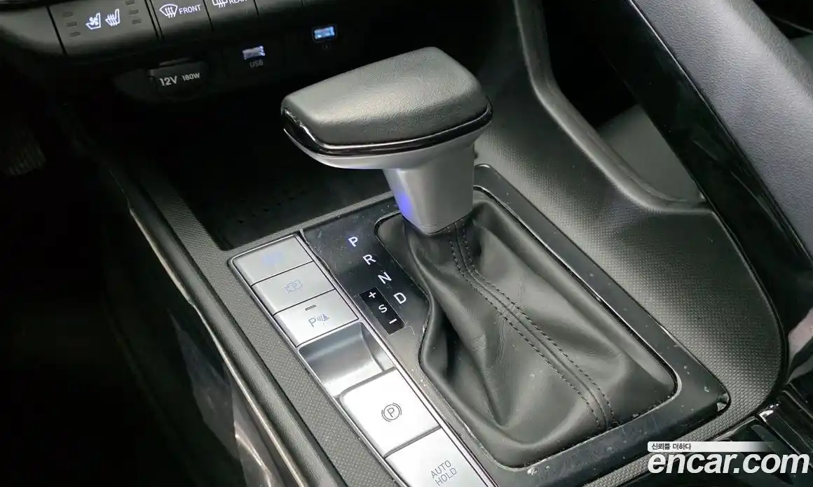 Hyundai Avante 2023 1.6 Автомат в Москве № 127002, фото 14