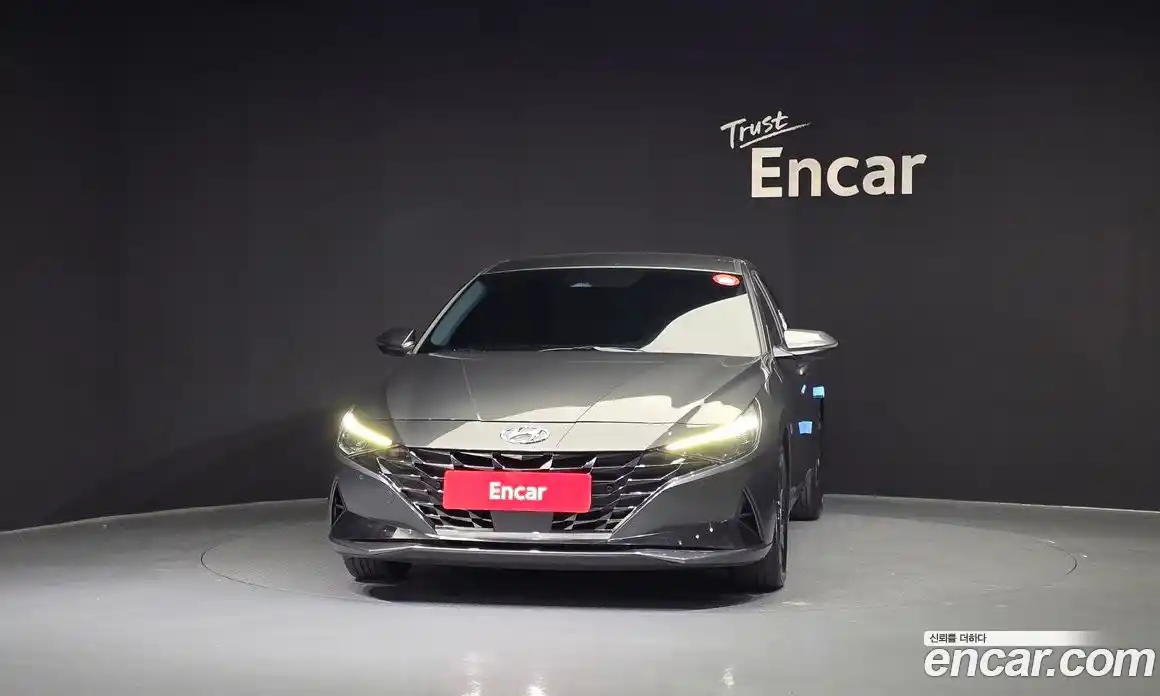 Hyundai Avante 2023 1.6 Автомат в Москве № 127002, фото 3