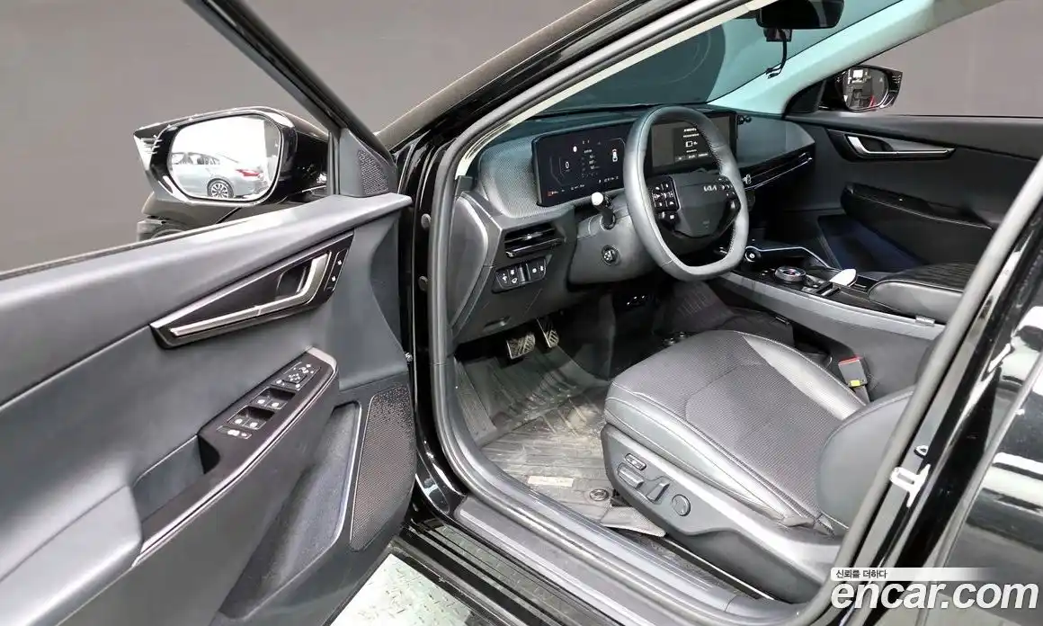 Kia EV6 2025 0.1 Автомат в Москве № 128643, фото 7