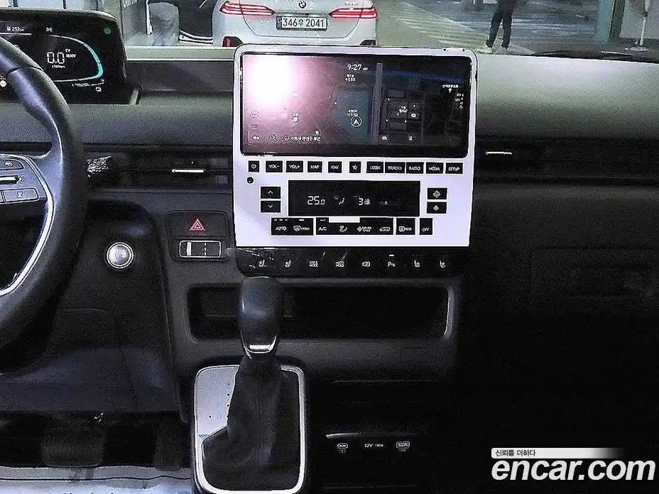 Hyundai Staria 2025 1.6 Автомат в Москве № 130093, фото 11