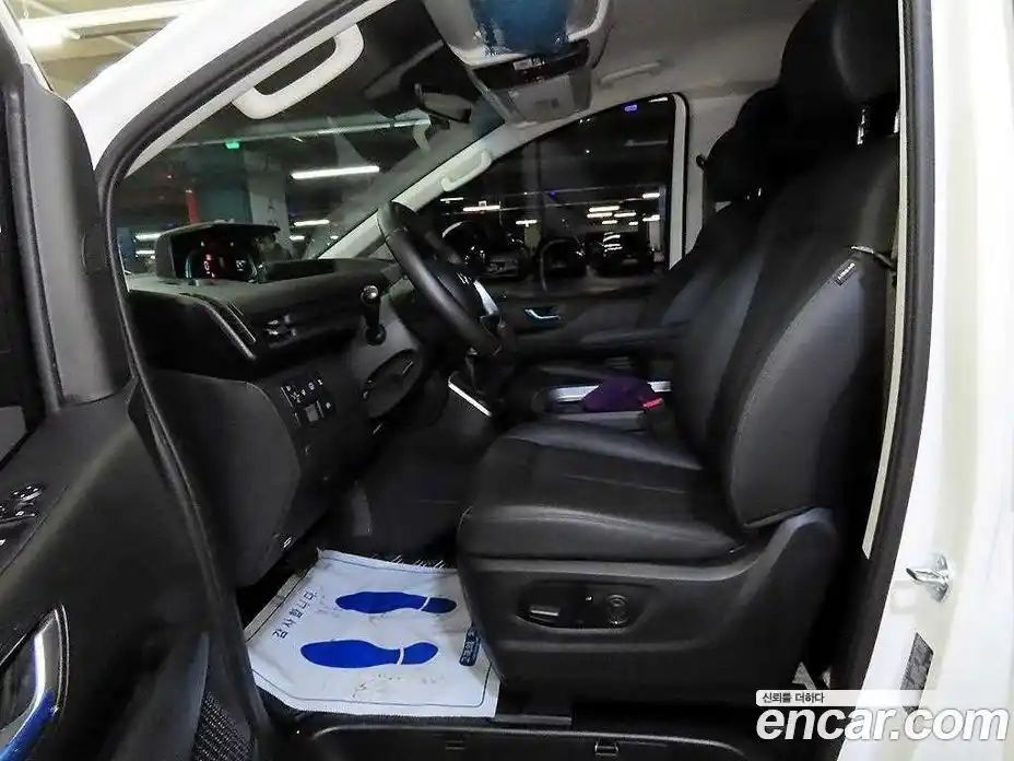 Hyundai Staria 2025 1.6 Автомат в Москве № 130093, фото 6