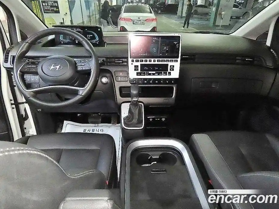 Hyundai Staria 2025 1.6 Автомат в Москве № 130093, фото 10