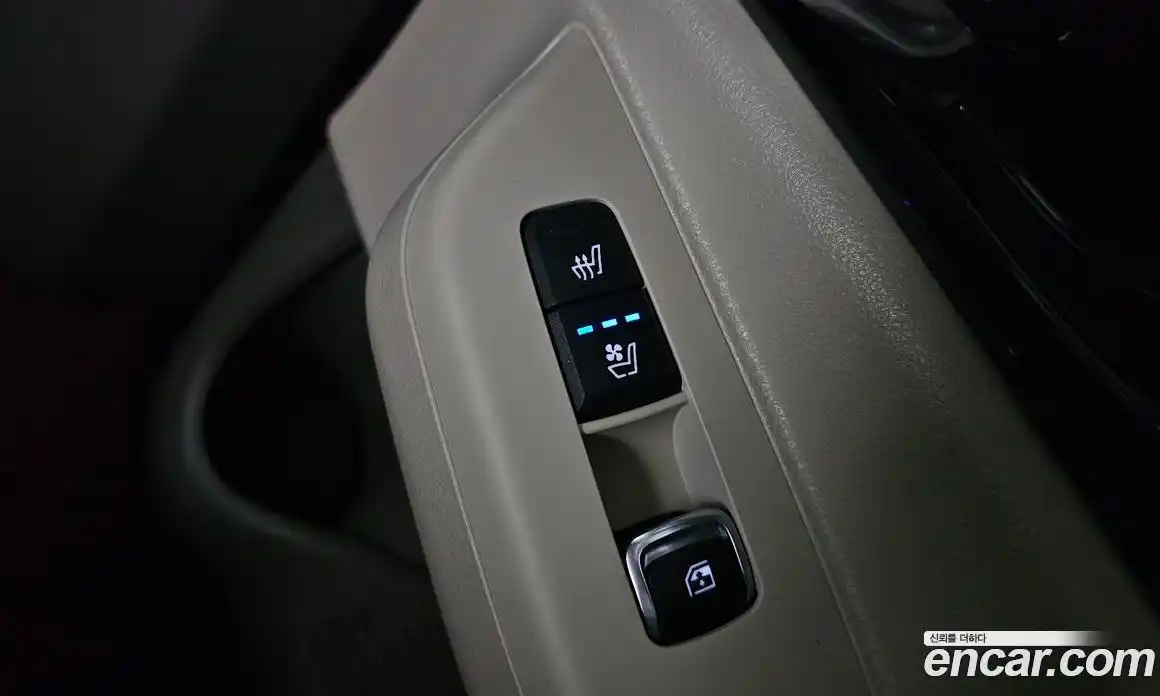 Kia Canival 2024 2.2 Автомат в Москве № 130239, фото 18