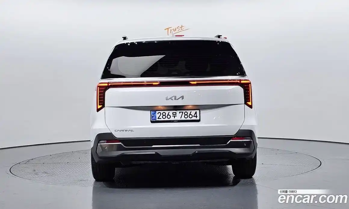 Kia Canival 2024 2.2 Автомат в Москве № 130239, фото 4