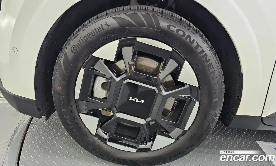 Kia Canival 2024 2.2 Автомат в Москве № 130239, фото 5