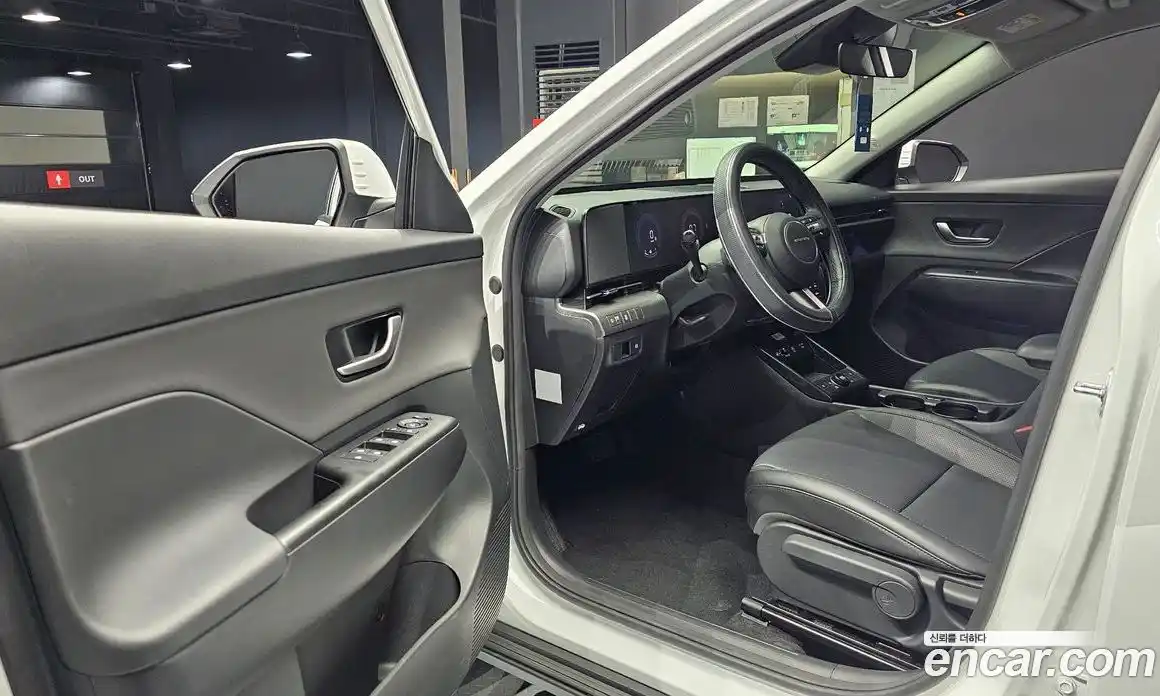 Hyundai Kona 2023 1.6 Автомат в Москве № 130712, фото 13