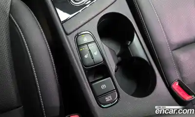 Kia Niro 2020 1.6 Автомат в Москве № 131242, миниатюра 10