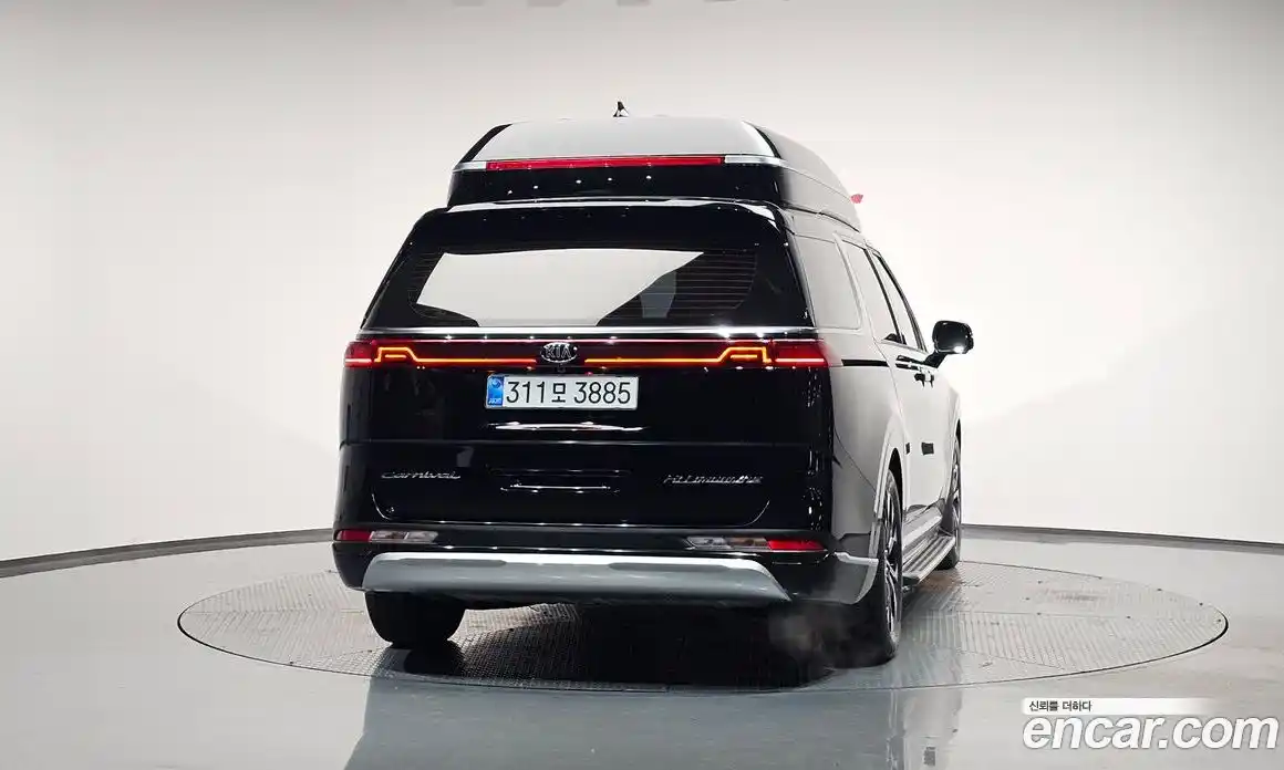 Kia Canival 2021 3.5 Автомат в Москве № 131669, фото 4