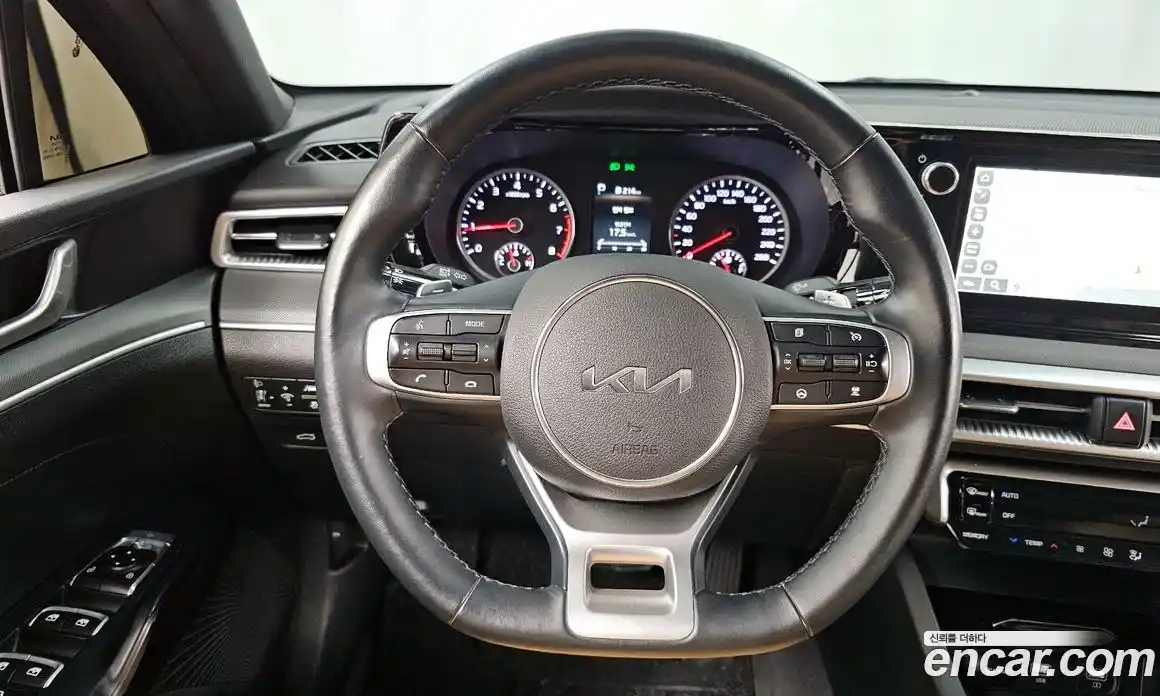 Kia K5 2023 1.6 Автомат в Москве № 132738, фото 13