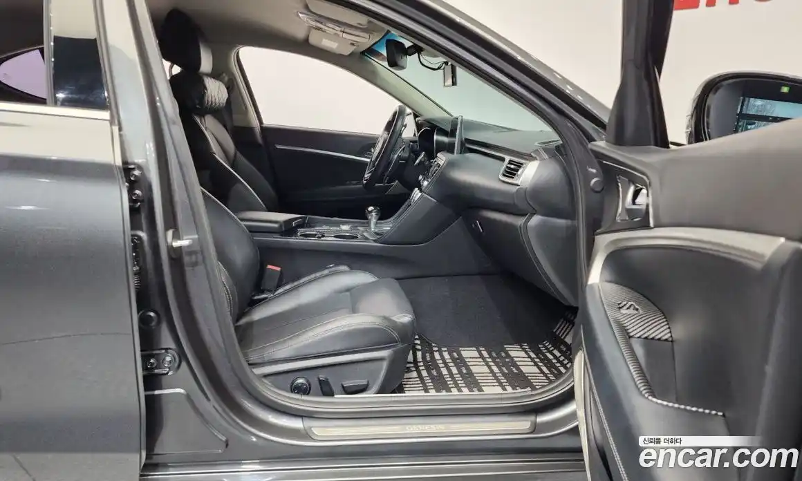 Genesis G70 2018 2.0 Автомат в Москве № 13341, фото 8