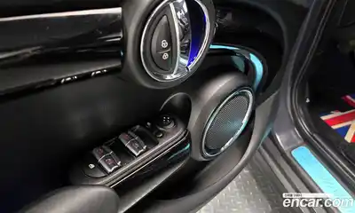 Mini Cooper 2017 2.0 Автомат в Москве № 136888, миниатюра 12