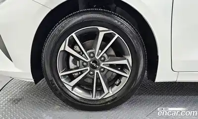 Kia K3 2024 1.6 Автомат в Москве № 13860, миниатюра 3