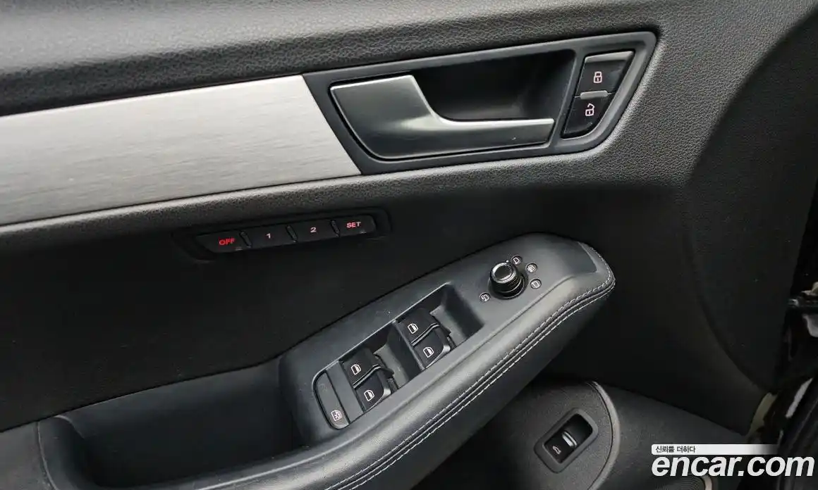 Audi Q5 2010 3.2 Автомат в Москве № 141010, фото 11