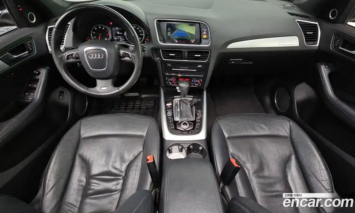 Audi Q5 2010 3.2 Автомат в Москве № 141010, фото 13