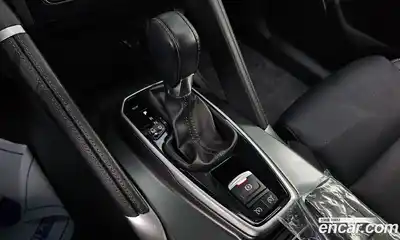 Renault QM6 2023 2.0 Автомат в Москве № 146167, миниатюра 11