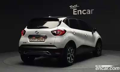 Renault QM3 2019 1.5 Автомат в Москве № 147686, миниатюра 6