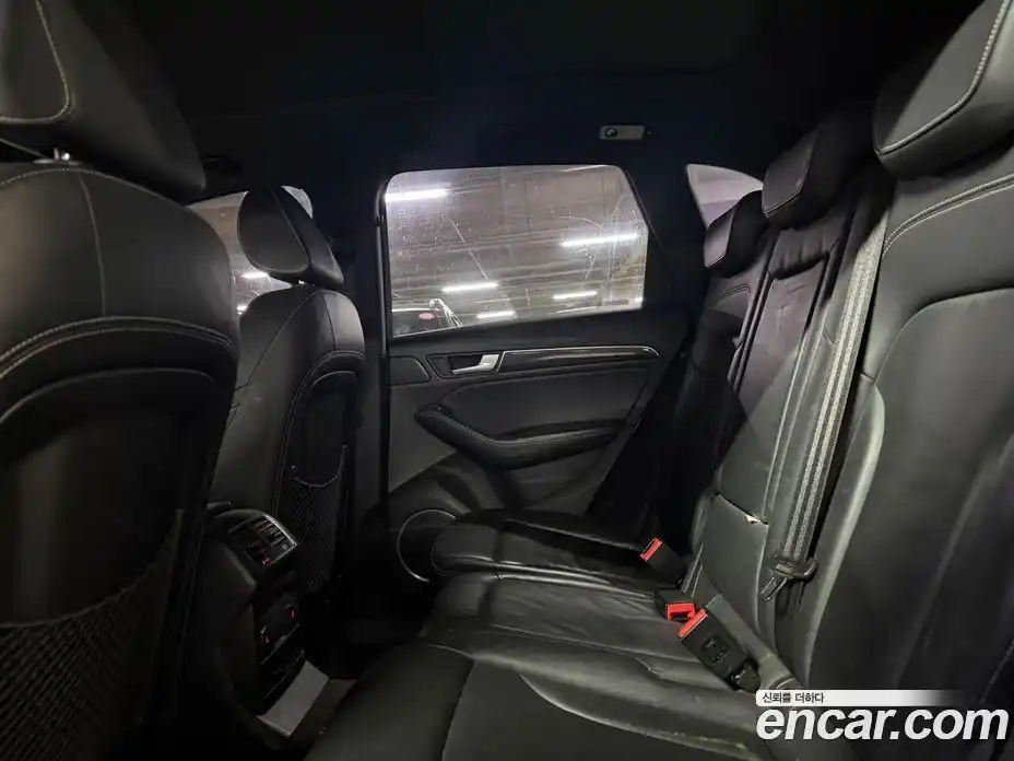 Audi SQ5 2015 3.0 Автомат в Москве № 151548, фото 6