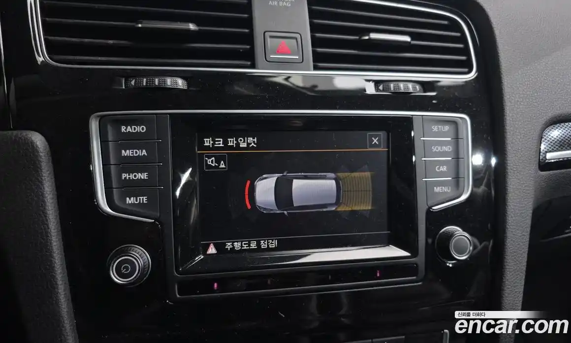 Volkswagen Golf 2015 1.6 Автомат в Москве № 153800, фото 16