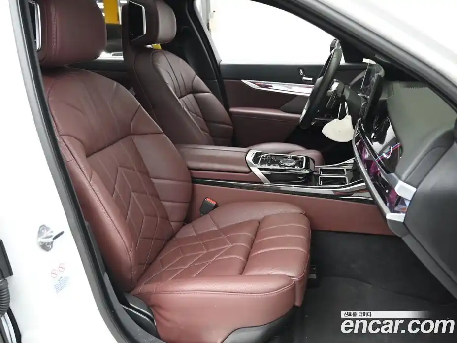 BMW 7-Series 2025 3.0 Автомат в Москве № 154225, фото 10