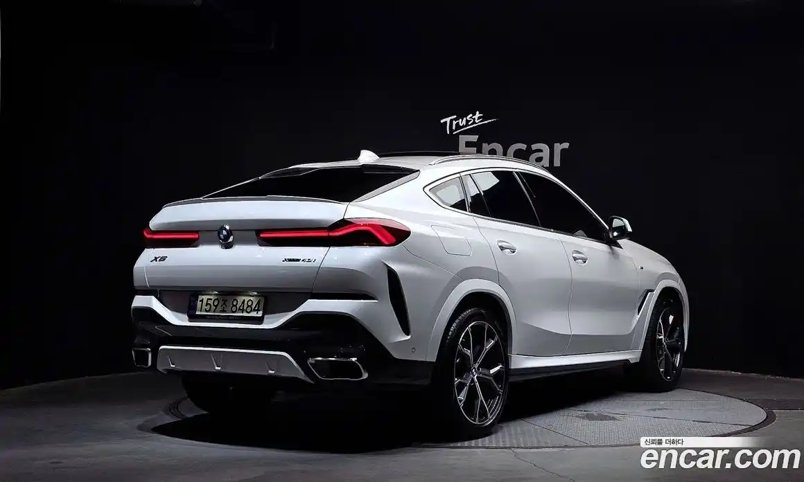 BMW X6 2023 3.0 Автомат в Москве № 154239, фото 1