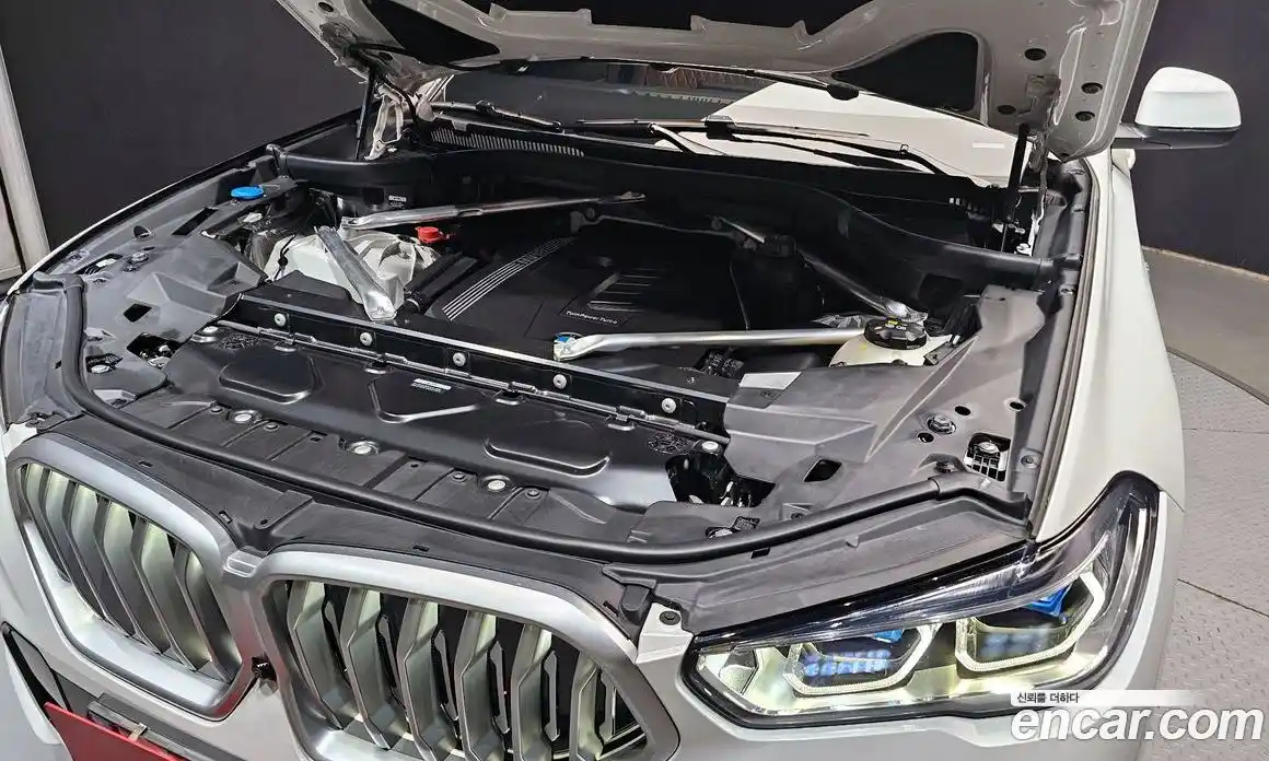 BMW X6 2023 3.0 Автомат в Москве № 154239, фото 5