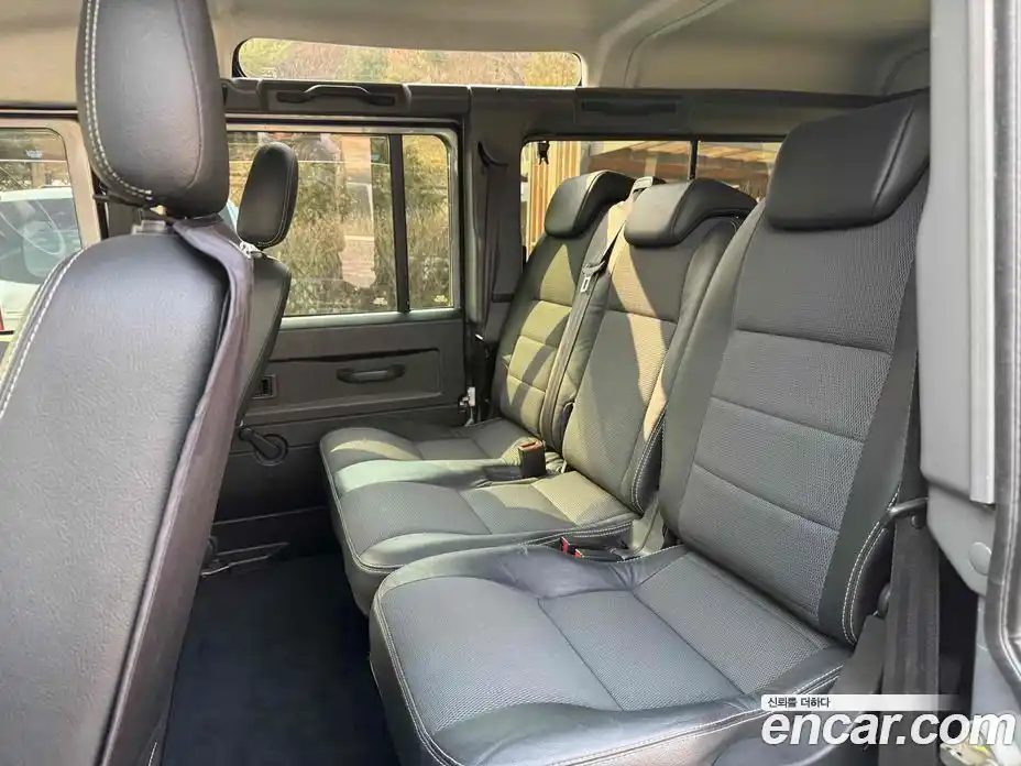 Land Rover Defender 2012 2.2 Механическая в Москве № 156068, фото 14