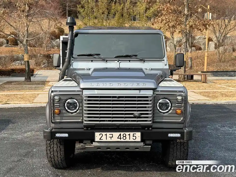 Land Rover Defender 2012 2.2 Механическая в Москве № 156068, фото 19