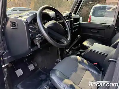 Land Rover Defender 2012 2.2 Механическая в Москве № 156068, миниатюра 2