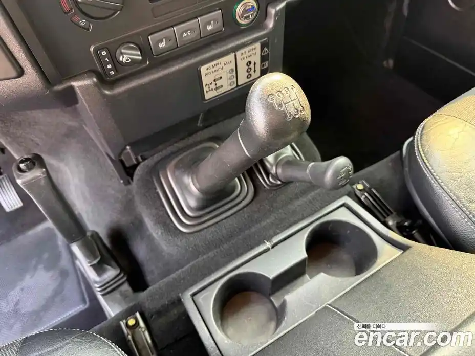 Land Rover Defender 2012 2.2 Механическая в Москве № 156068, фото 3