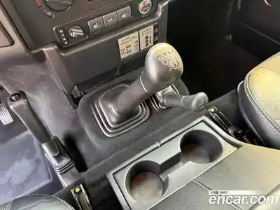 Land Rover Defender 2012 2.2 Механическая в Москве № 156068, миниатюра 3