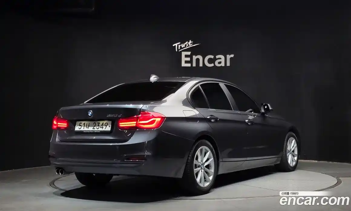 BMW 3-Series 2018 2.0 Автомат в Москве № 158827, фото 6