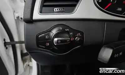 Audi A4 2015 2.0 Автомат в Москве № 158895, миниатюра 2