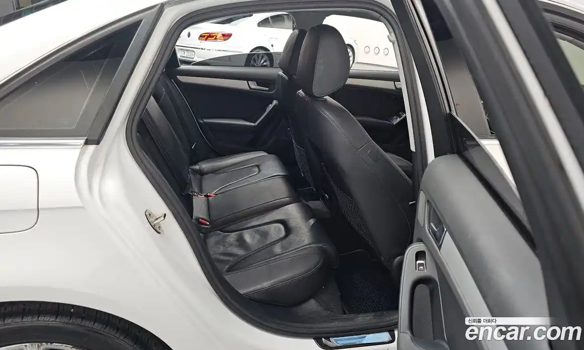 Audi A4 2015 2.0 Автомат в Москве № 158895, фото 3