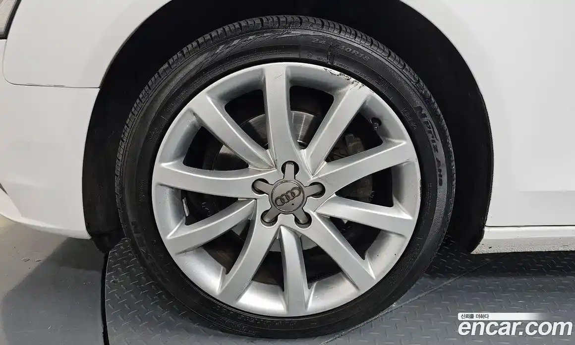 Audi A4 2015 2.0 Автомат в Москве № 158895, фото 9