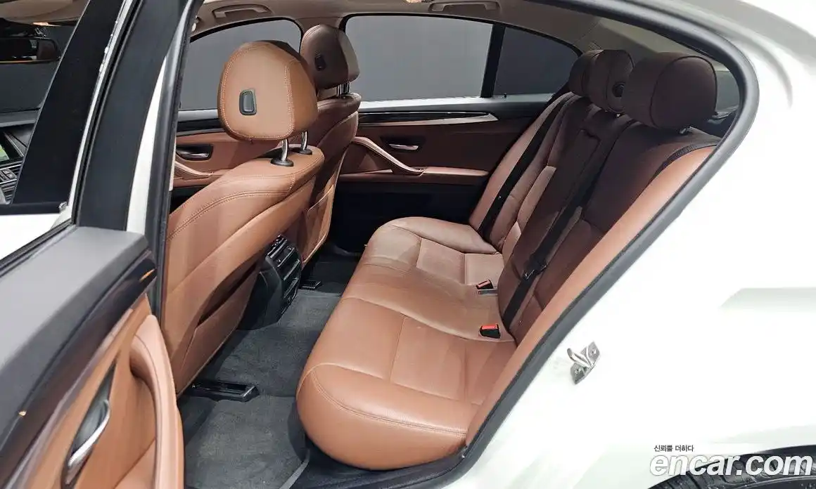 BMW 5-Series 2016 2.0 Автомат в Москве № 159059, фото 4